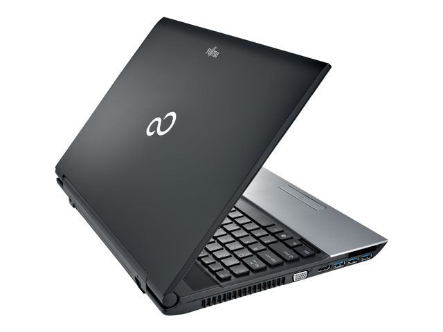 Fujitsu Lifebook A532 15,6 pollici Intel Core i5 disco rigido da 500 GB