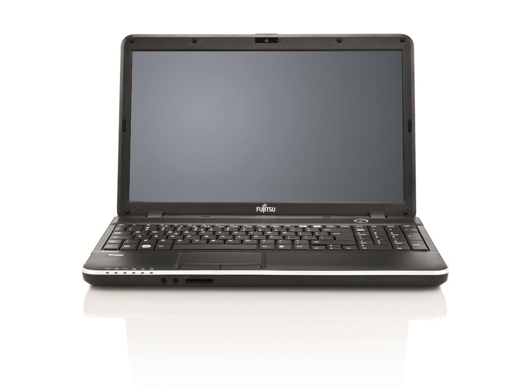 Fujitsu Lifebook A512 15,6 pollici Intel Core i3 disco rigido da 320 GB memoria da 4 GB
